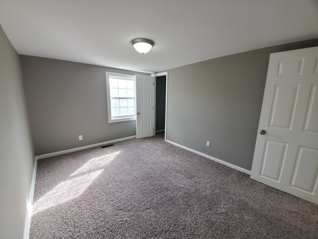 Building Photo - Great house for rent in Columbia!
