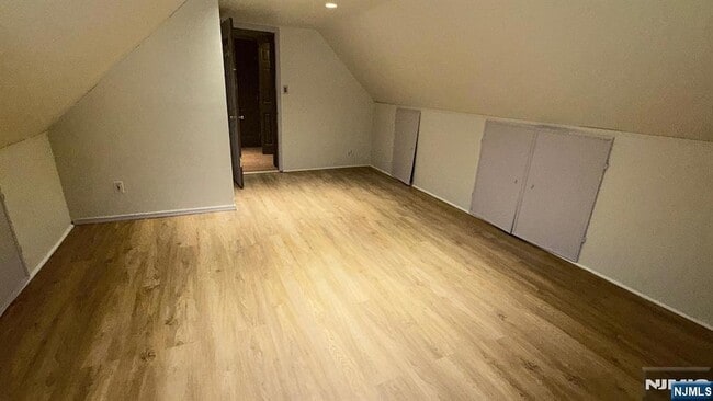 Building Photo - 140 Liberty St