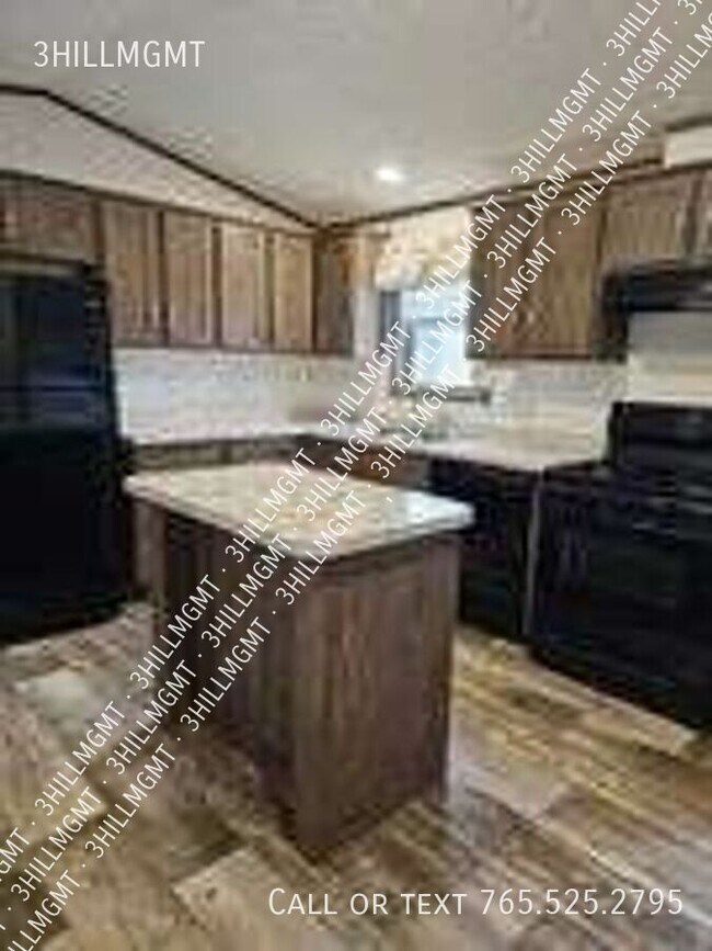 Building Photo - 13088 Crestview Ave