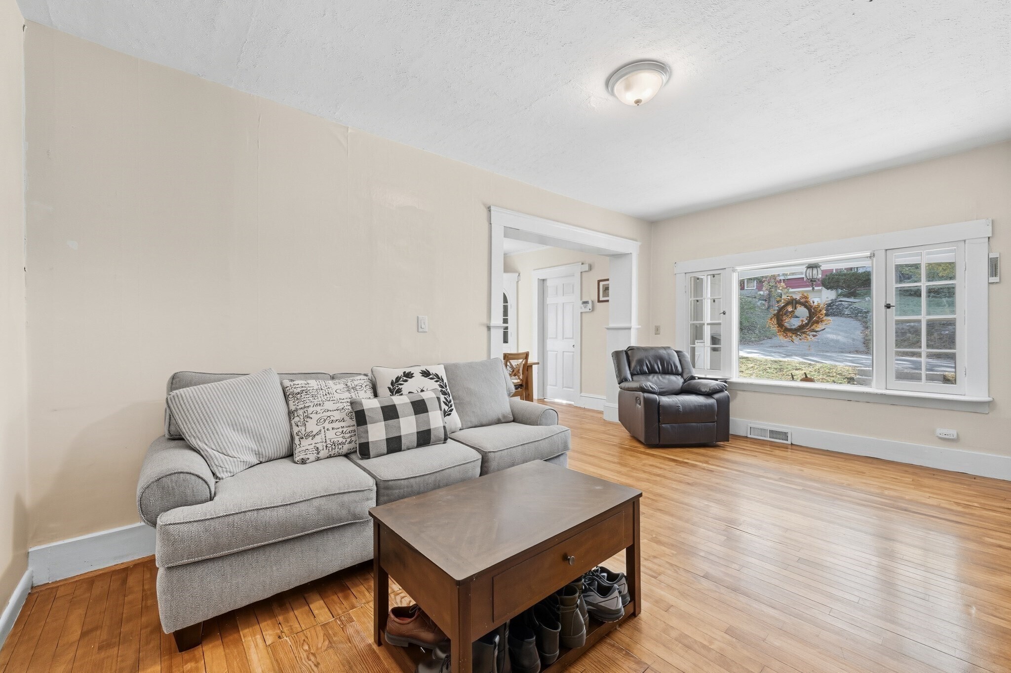 Building Photo - 5 Jenkins St