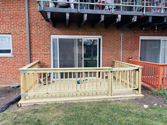 Building Photo - 1915 White Chapel Dr