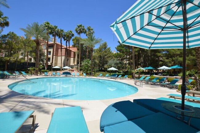 Building Photo - Meridian - Newly Remodeled Luxury Condo Re...
