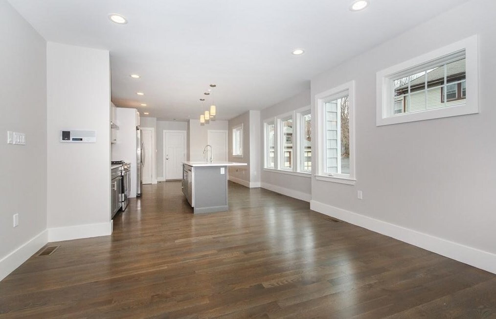 Building Photo - 491 Ashmont St