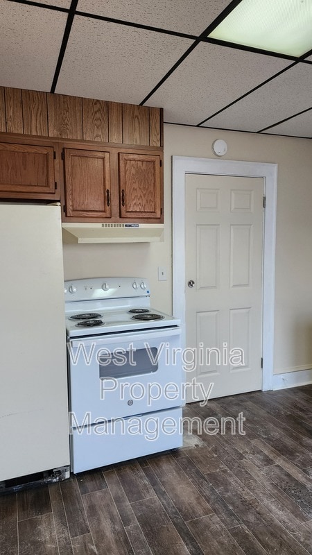 Building Photo - 415 Woodlawn Ave