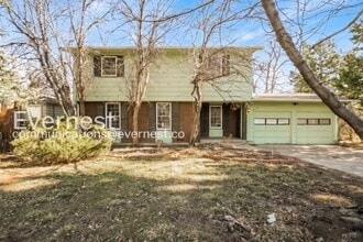 Building Photo - 4 Bed, 2.5 Bath Home with Garage / Available Soon!