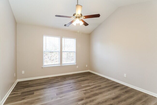 Building Photo - 4603 Avalon Forest Ln