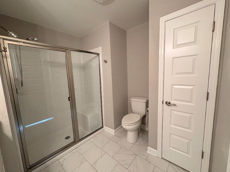 Building Photo - 4060 Opal Dr