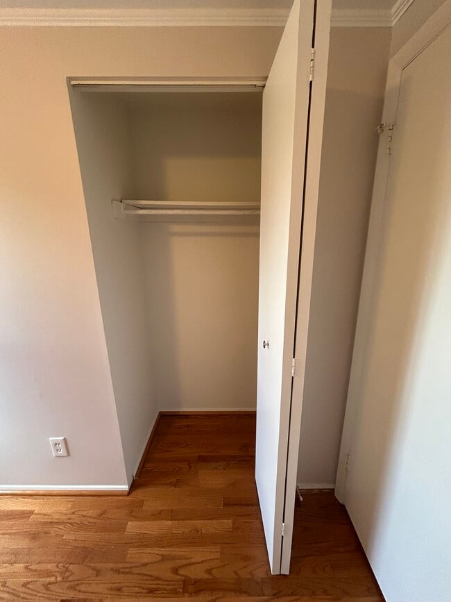 Building Photo - 3573 Moultree Pl