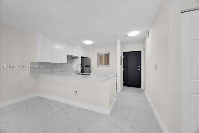 Building Photo - 7915 Camino Real
