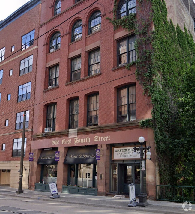 Building Photo - Hackett Block