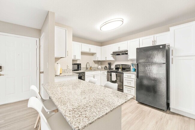 Building Photo - 1301 Crossing Pl