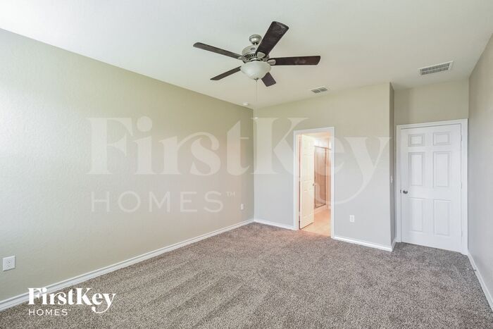 Building Photo - 10339 Rosalina Lp