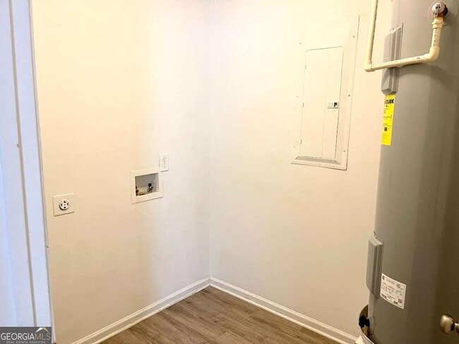 Building Photo - 8360 Milam Loop