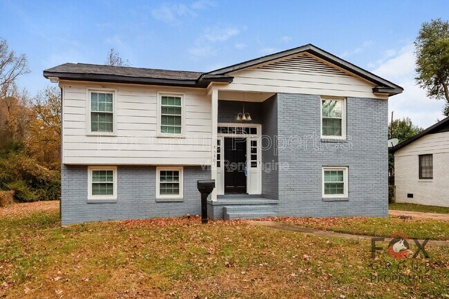 Building Photo - 5407 Venado St