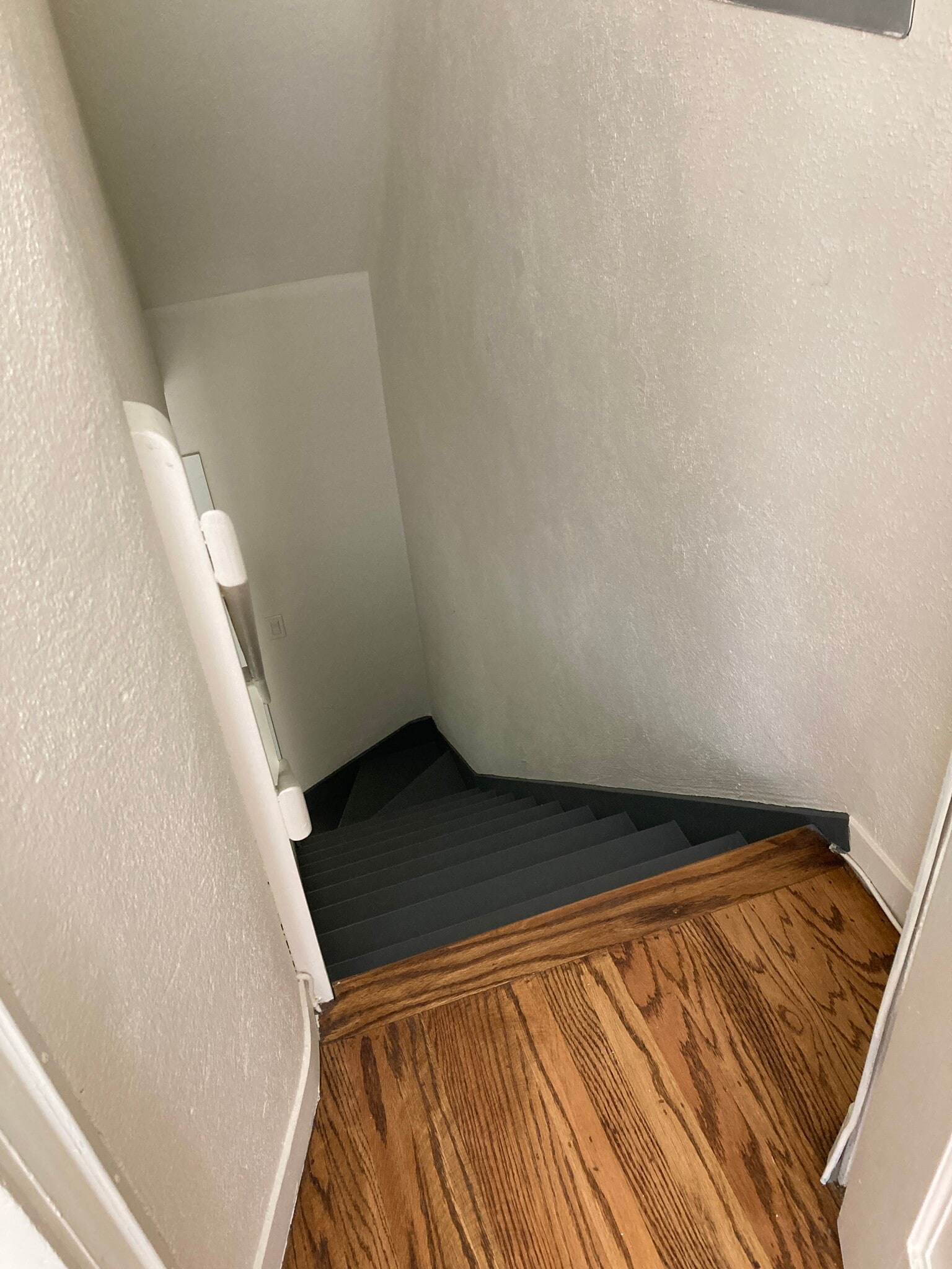 Stairs leading to laundry/ half bath/garage - 271 Wayne Ave