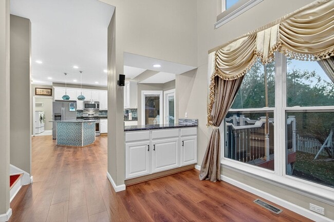 Building Photo - Stunning 4,166 Sq. Ft. Home in Westridge Oaks – Upgraded Throughout!