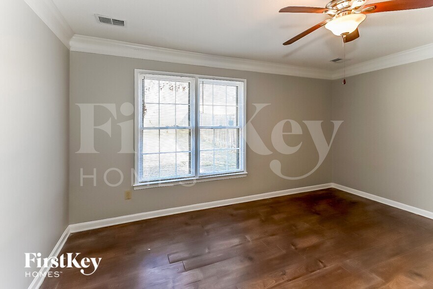 Building Photo - 6512 Lancer Dr