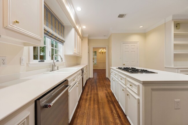 Building Photo - 3216 Rice Boulevard