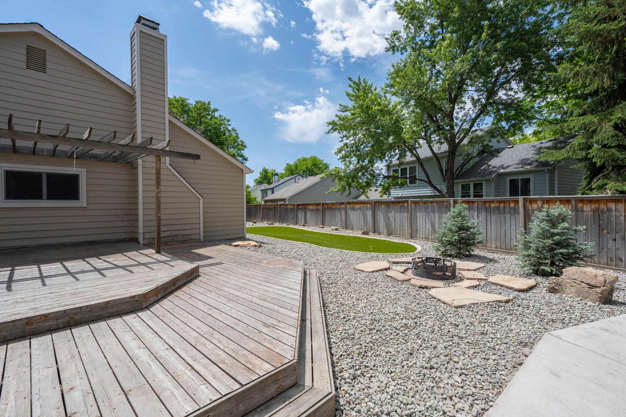 Building Photo - 12665 Grove Ct