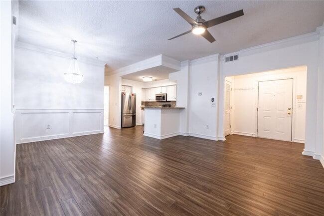 Building Photo - 800 Peachtree St NE