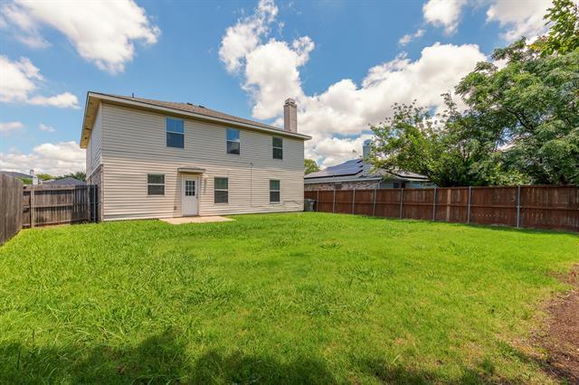 Building Photo - 2228 Bradford Pear Dr