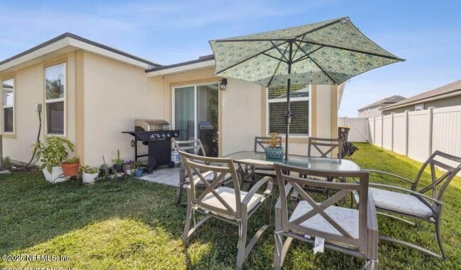 Building Photo - 6110 Bucking Bronco Dr