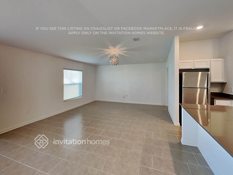 Building Photo - 3109 Blue Bonnet Ln