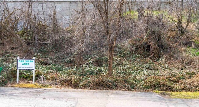 Building Photo - 3769 S Gekeler Ln