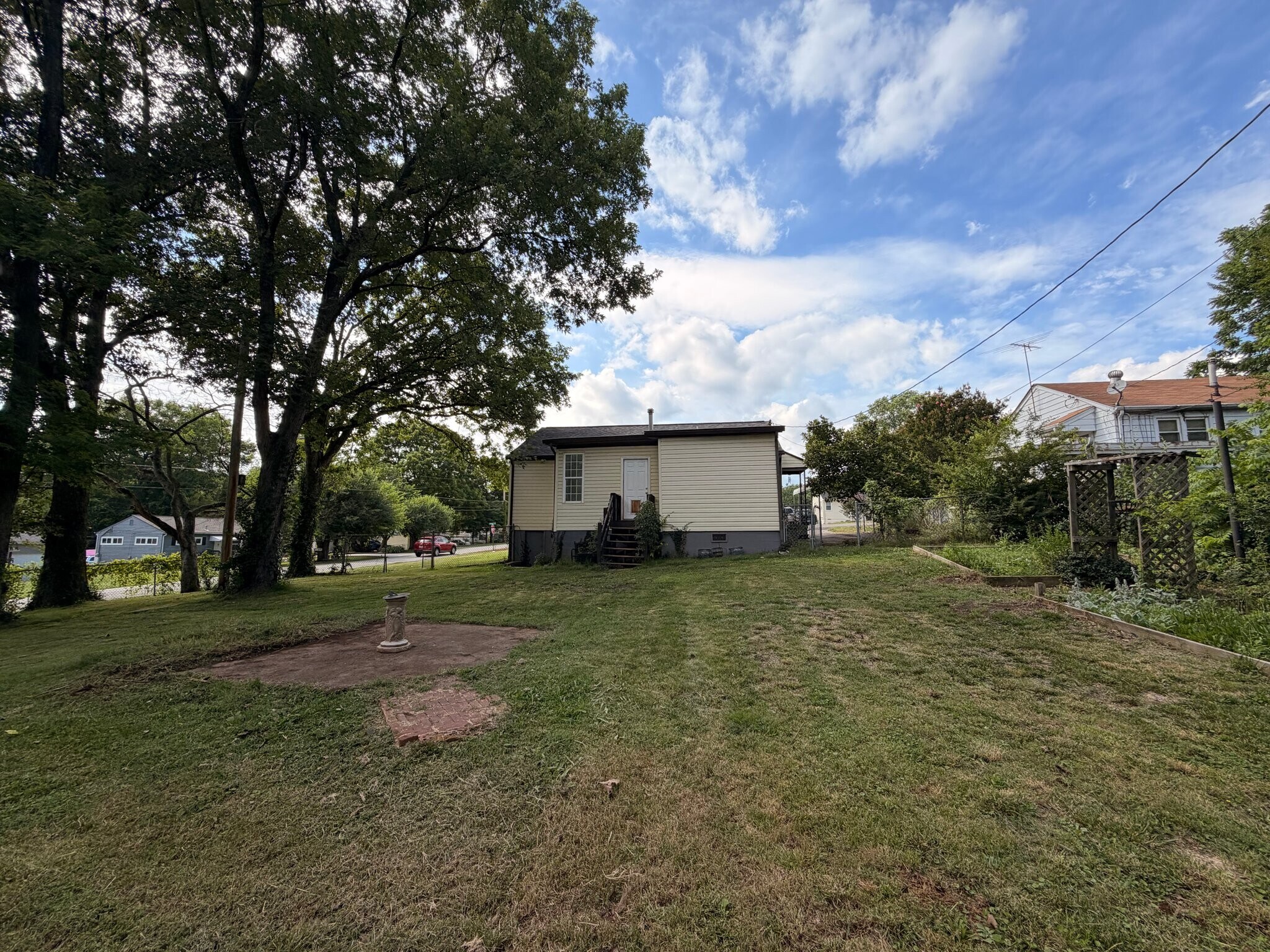 Building Photo - 192 Fletcher Ct