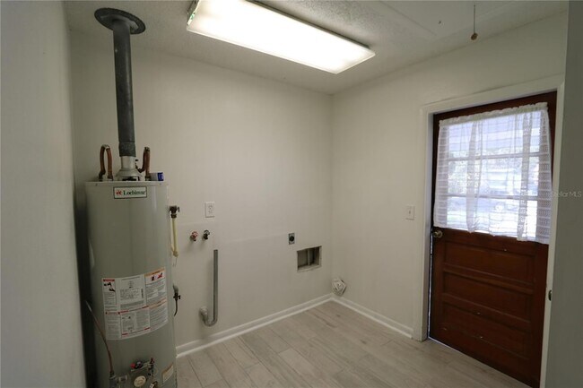 Building Photo - 4109 E 99th Ave