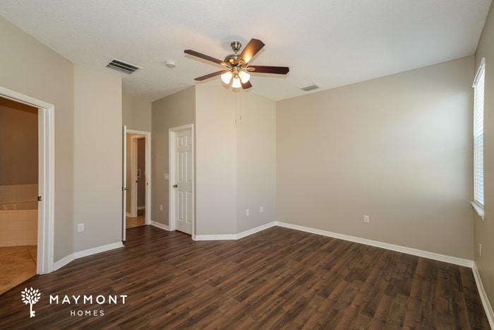 Building Photo - 30664 Satinleaf Run