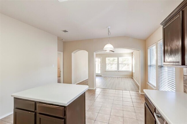 Building Photo - 11308 Los Comancheros Rd