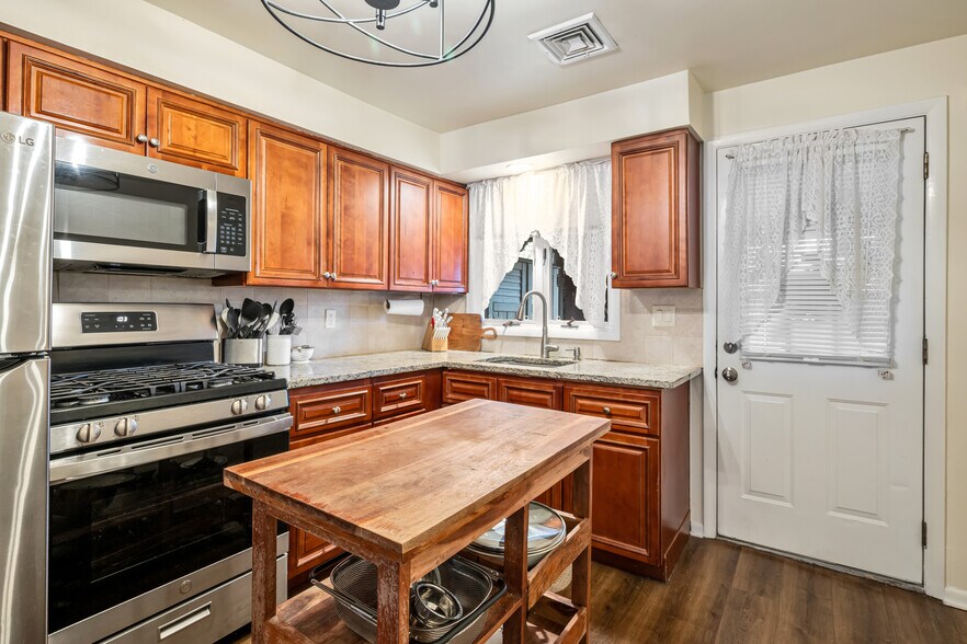 Butcher block island included - 281 Bloomfield Ave