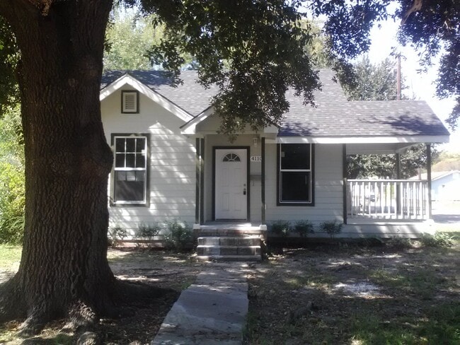 Primary Photo - 4110 Ector Ave