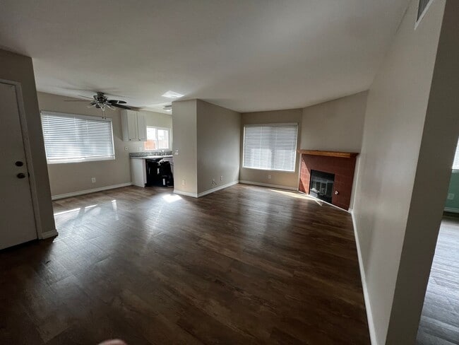 Building Photo - 10713 Lisa Meadows Dr