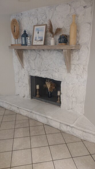 Building Photo - 2842 Villa Woods Cir