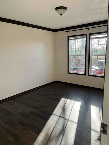 Building Photo - 7720 Hwy 2301