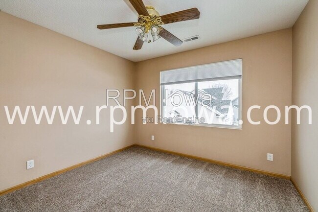 Building Photo - 9315 Kingman Dr