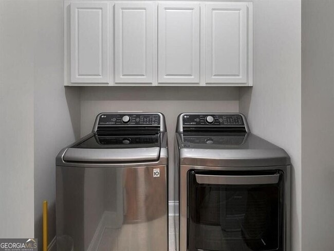 Building Photo - 820 Freedom Ln