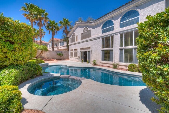 Building Photo - 92 Teton Pines Dr