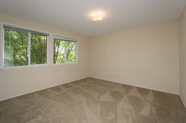 Building Photo - 14829 SE 170th St