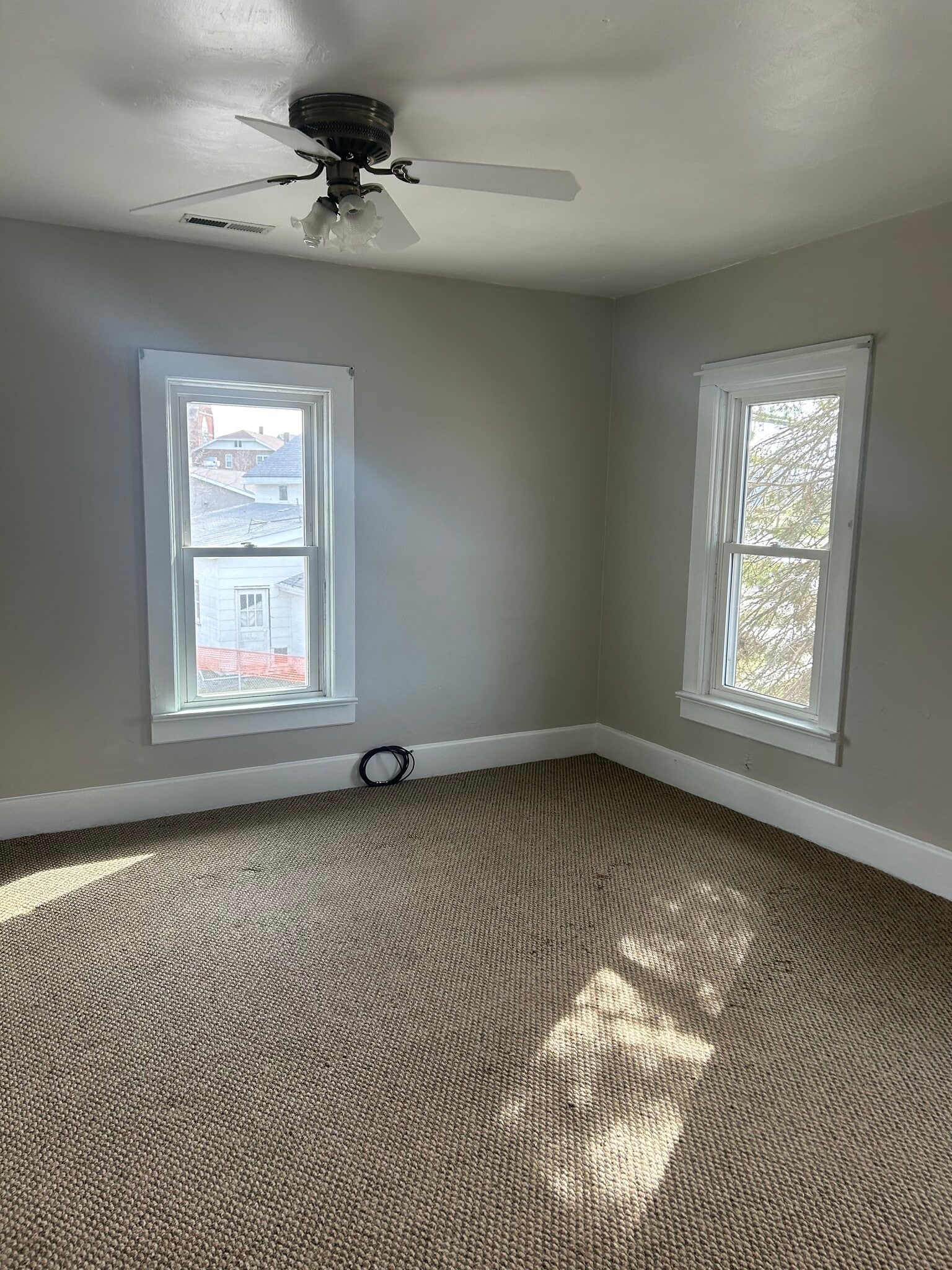 Living room - 204 N Water St