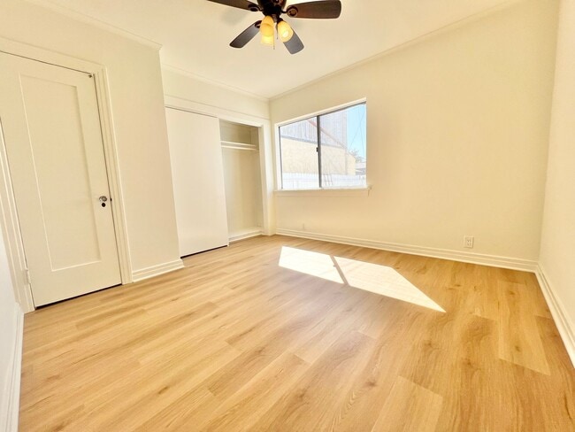 Building Photo - Charming Belmont Shore Bungalow close to 2...