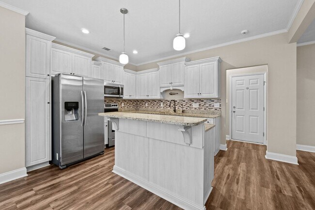 Building Photo - 473 Riley Ln