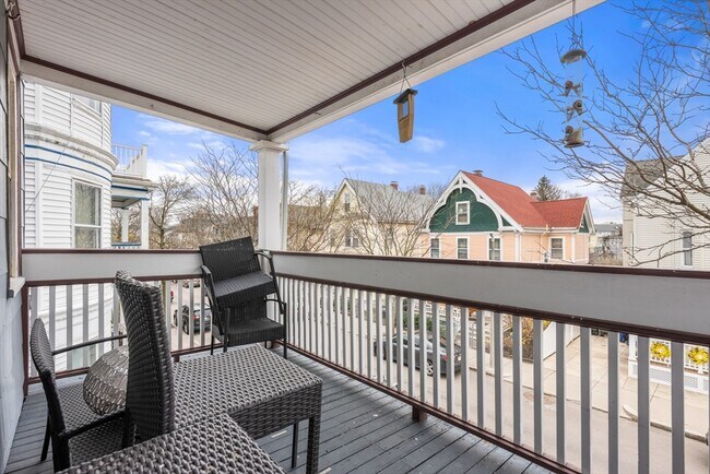 Building Photo - 21 Thornley St