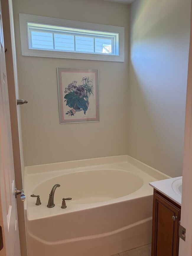Building Photo - TRAVLERS REST HOME LOCATED IN HUNTERS RIDGE GATED COMMUNITY!