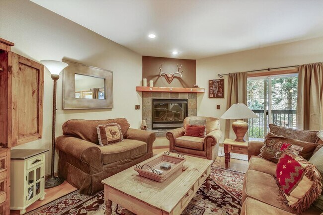 Building Photo - Tavern Inn 2 Bedroom ski lease in Olympic ...