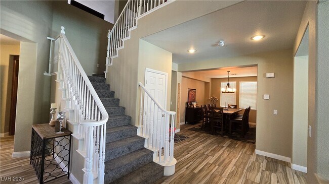 Building Photo - 9195 Arbor Glen St