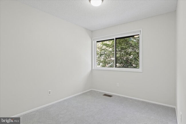 Building Photo - 2208 Cartwright Pl