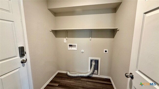 Building Photo - 2333 Merganser Dr